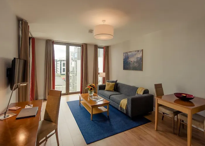 Premier Suites Dublin, Sandyford